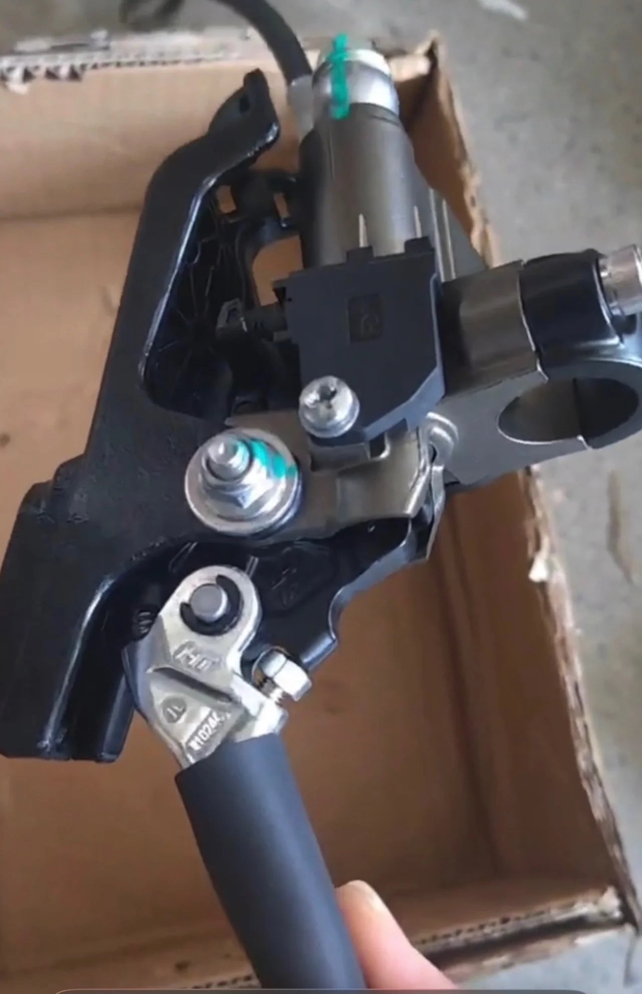 Ultra Bee Rear Brake Kit (OEM/NON-OEM)