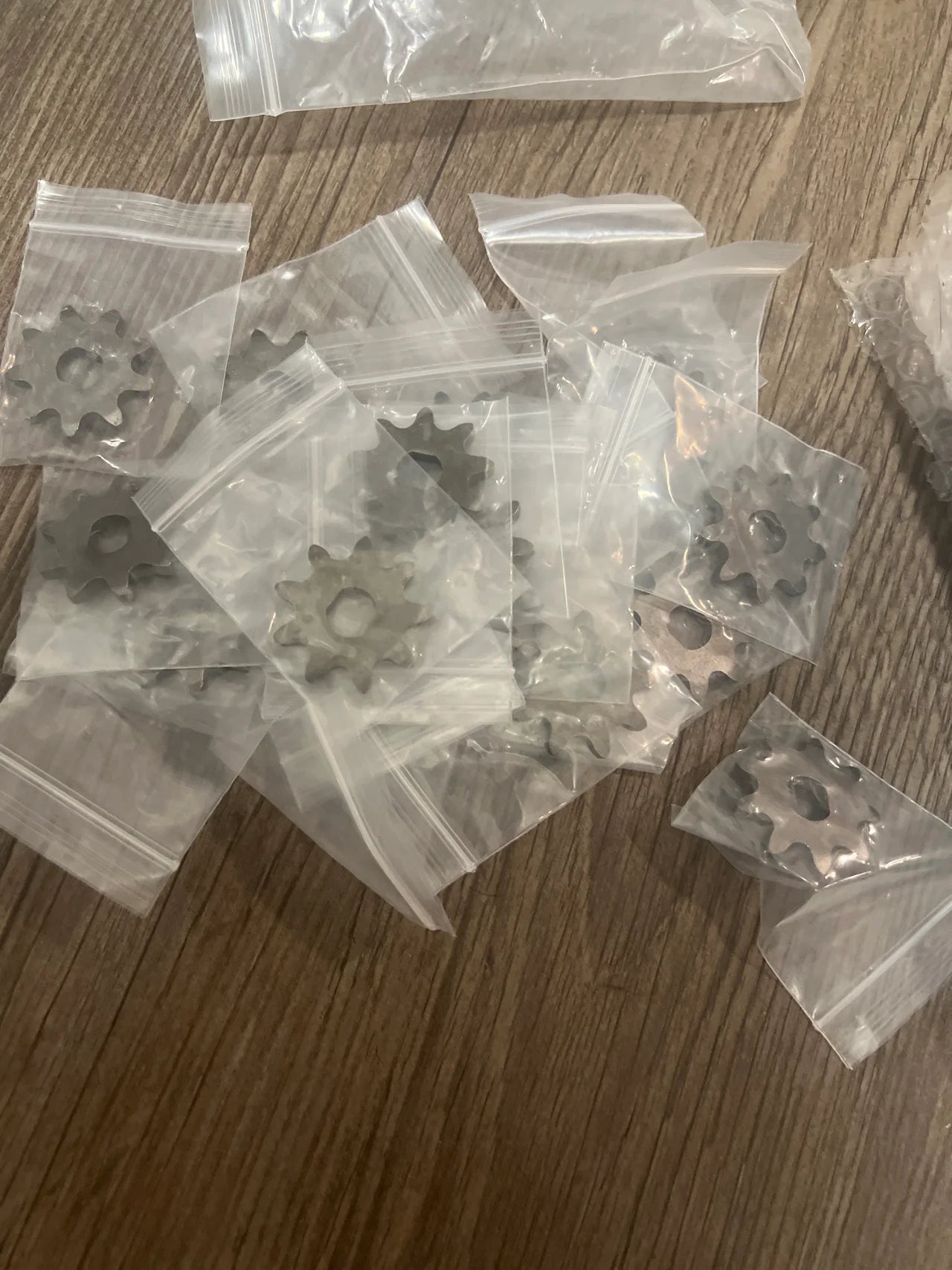 35 Chain Motor Sprocket (kr5v, EC4P,My1020+) and Gold 35 chain with masterlink
