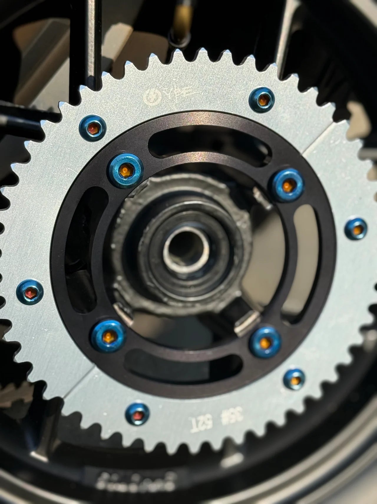 Split Sprocket Adaptor (76mm)